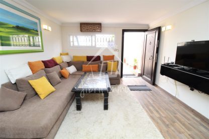 Appartement moderne en rez-de-chaussée avec terrasses à Talborjt, Agadir