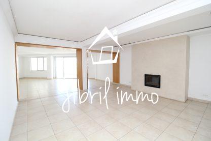 Perle rare! Appartement à vendre à Agadir – Proche plage, terrasse et piscine