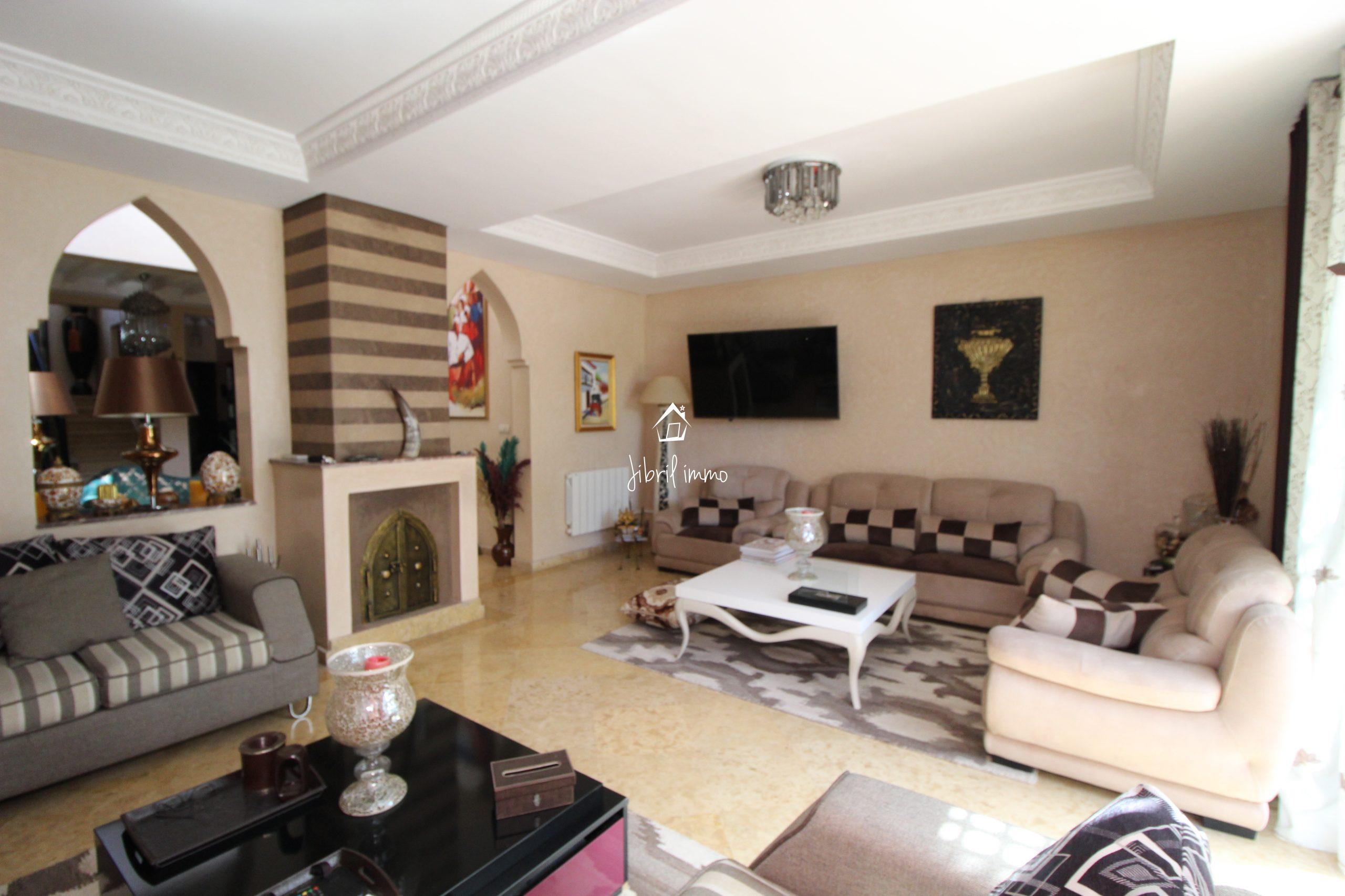 PREMIUM! Villa de luxe à vendre, Agadir – 338 m², à 5 min des Golfs d’Agadir