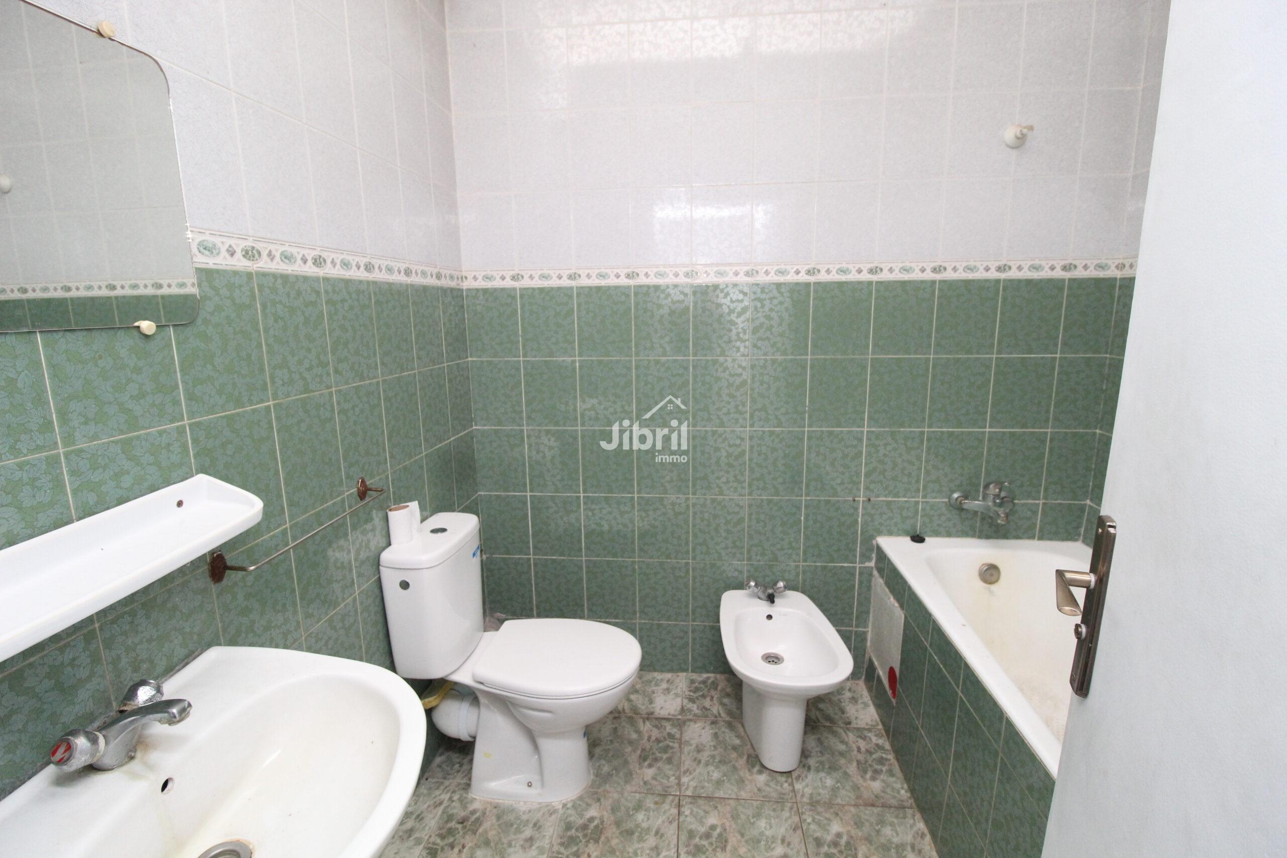 Bureau à louer Av Hassan 1er cité Dakhla Agadir