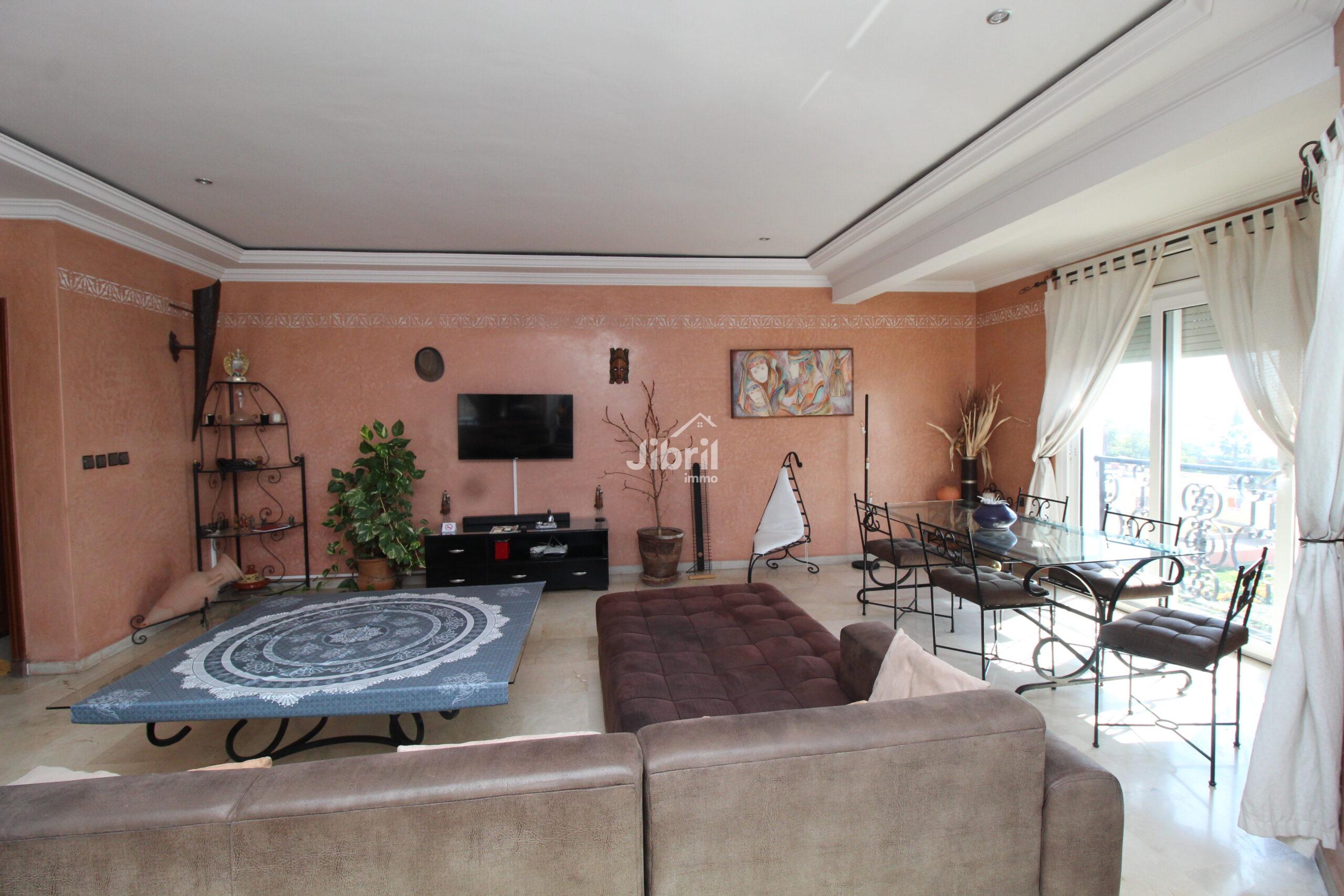 Appartement Spacieux avec Vue Imprenable sur Agadir