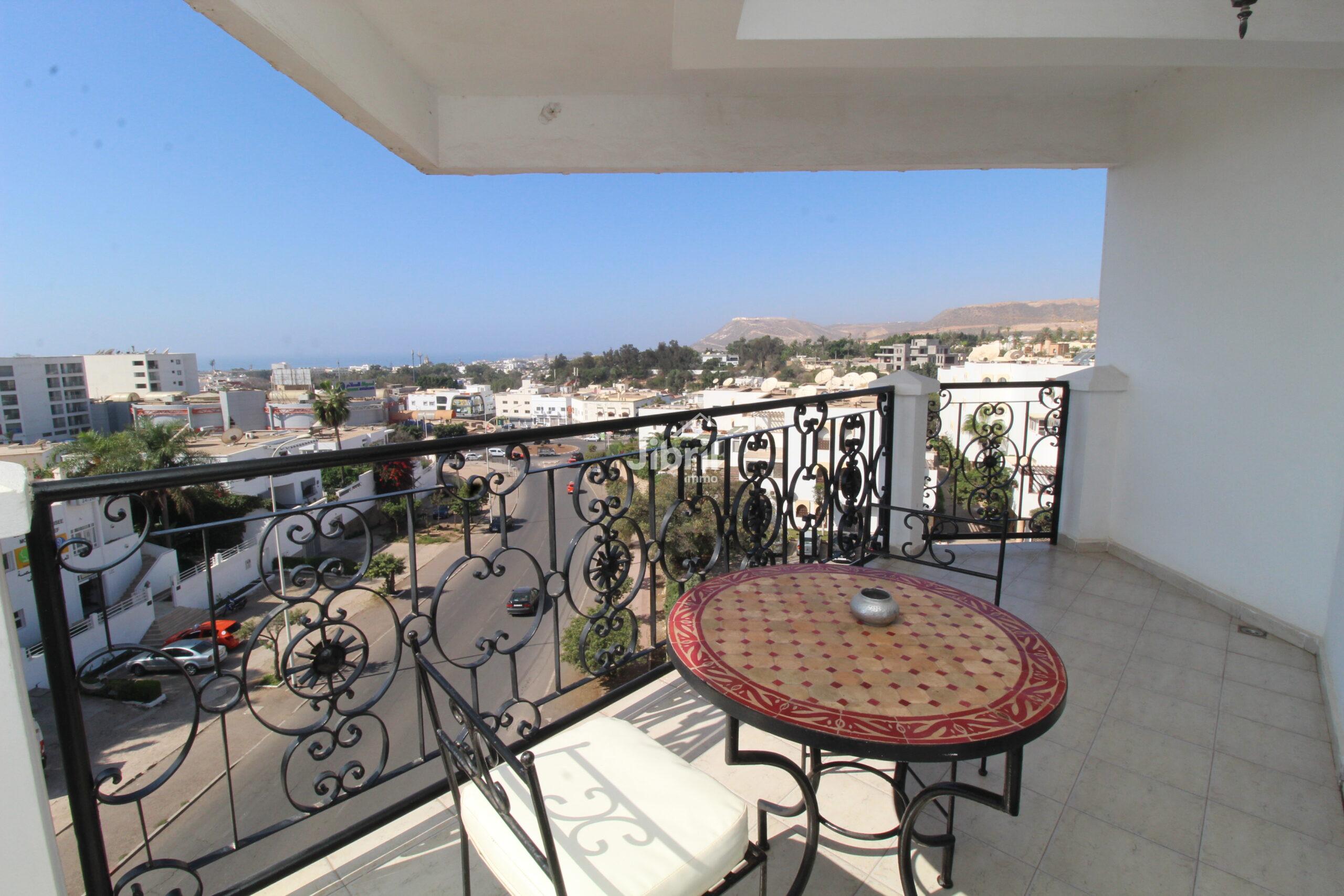 Appartement Spacieux avec Vue Imprenable sur Agadir