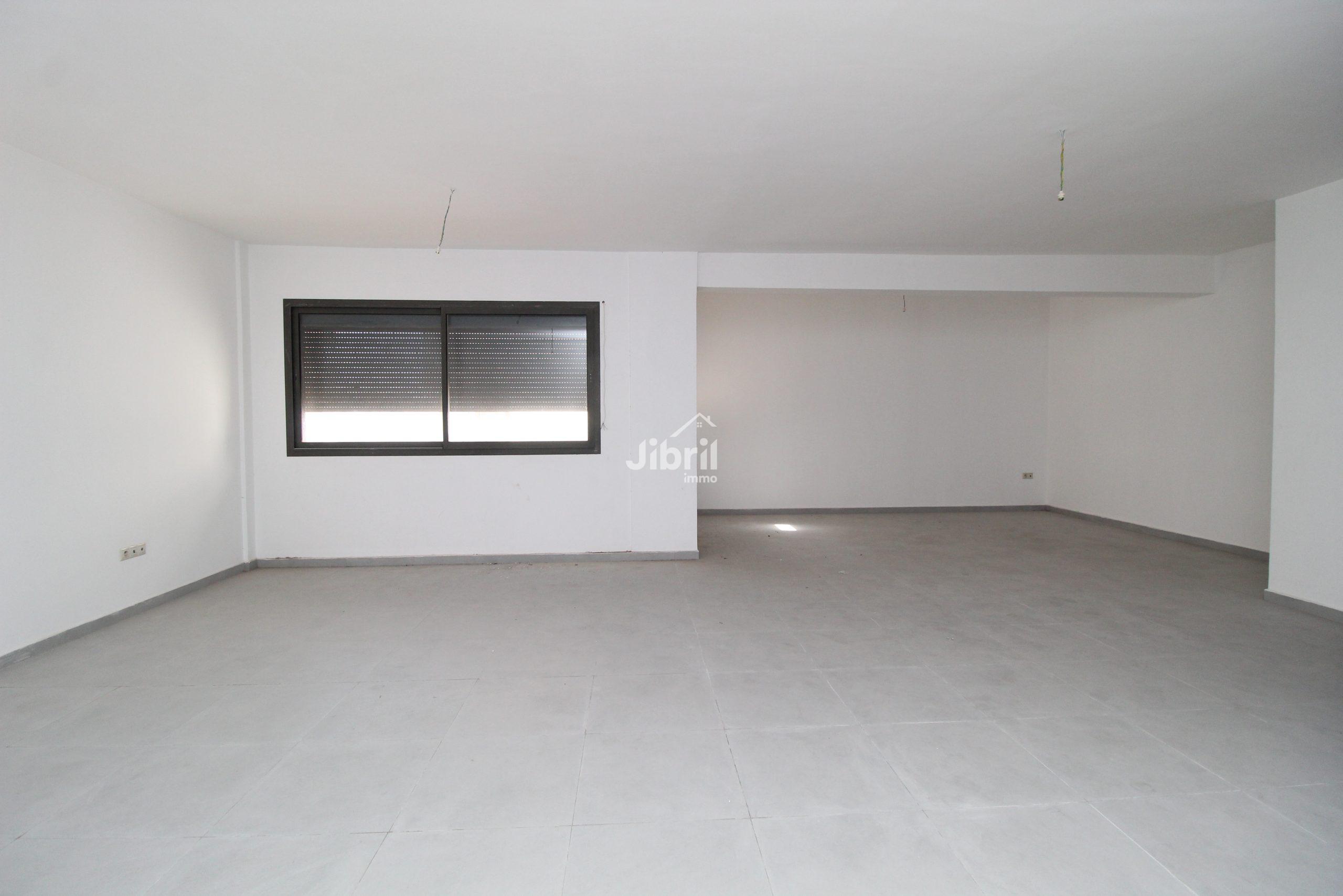 Bureau de 68 m² à Avenue Moukawama, Agadir