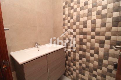 Bureau de 68 m² à Avenue Moukawama, Agadir