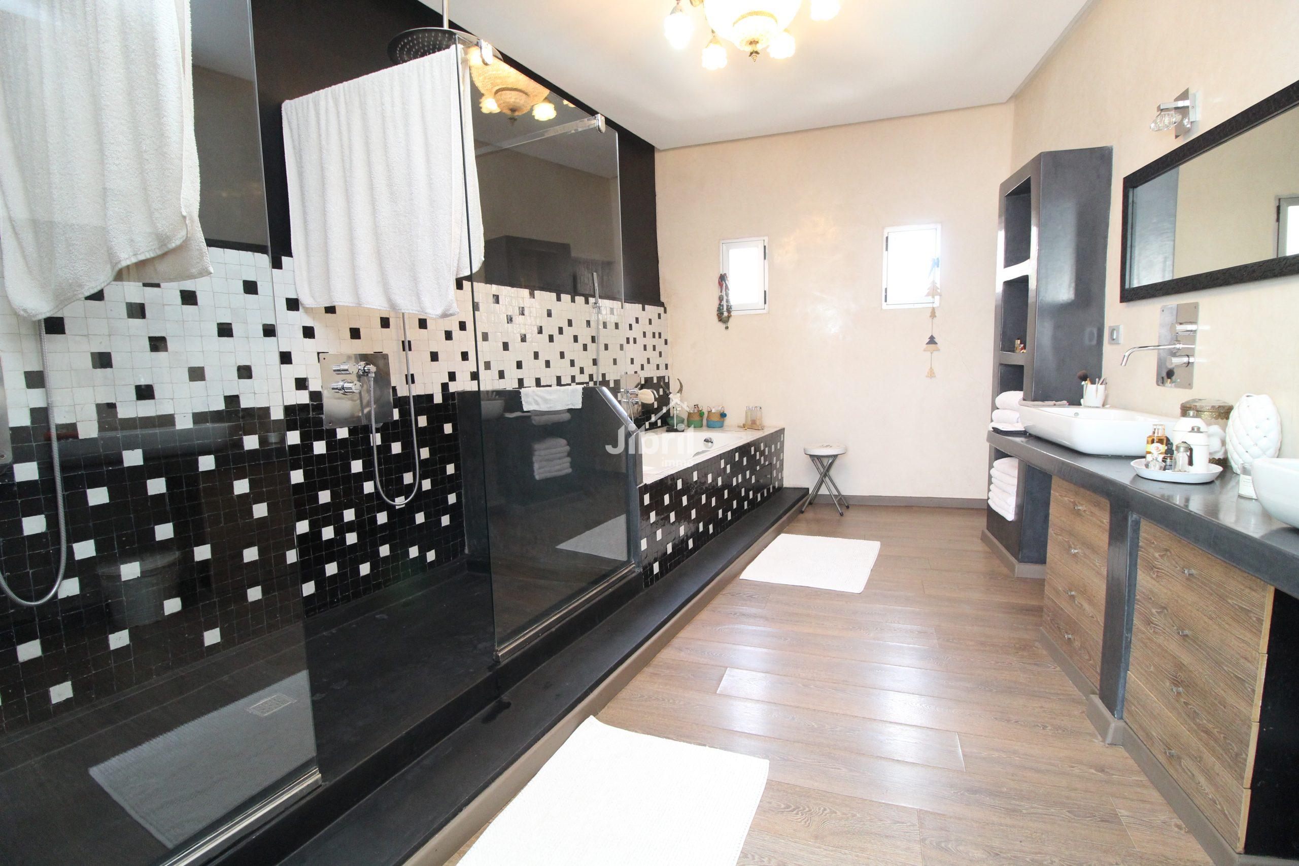 Villa de charme à Mirleft – Vue panoramique, nature, et confort absolu