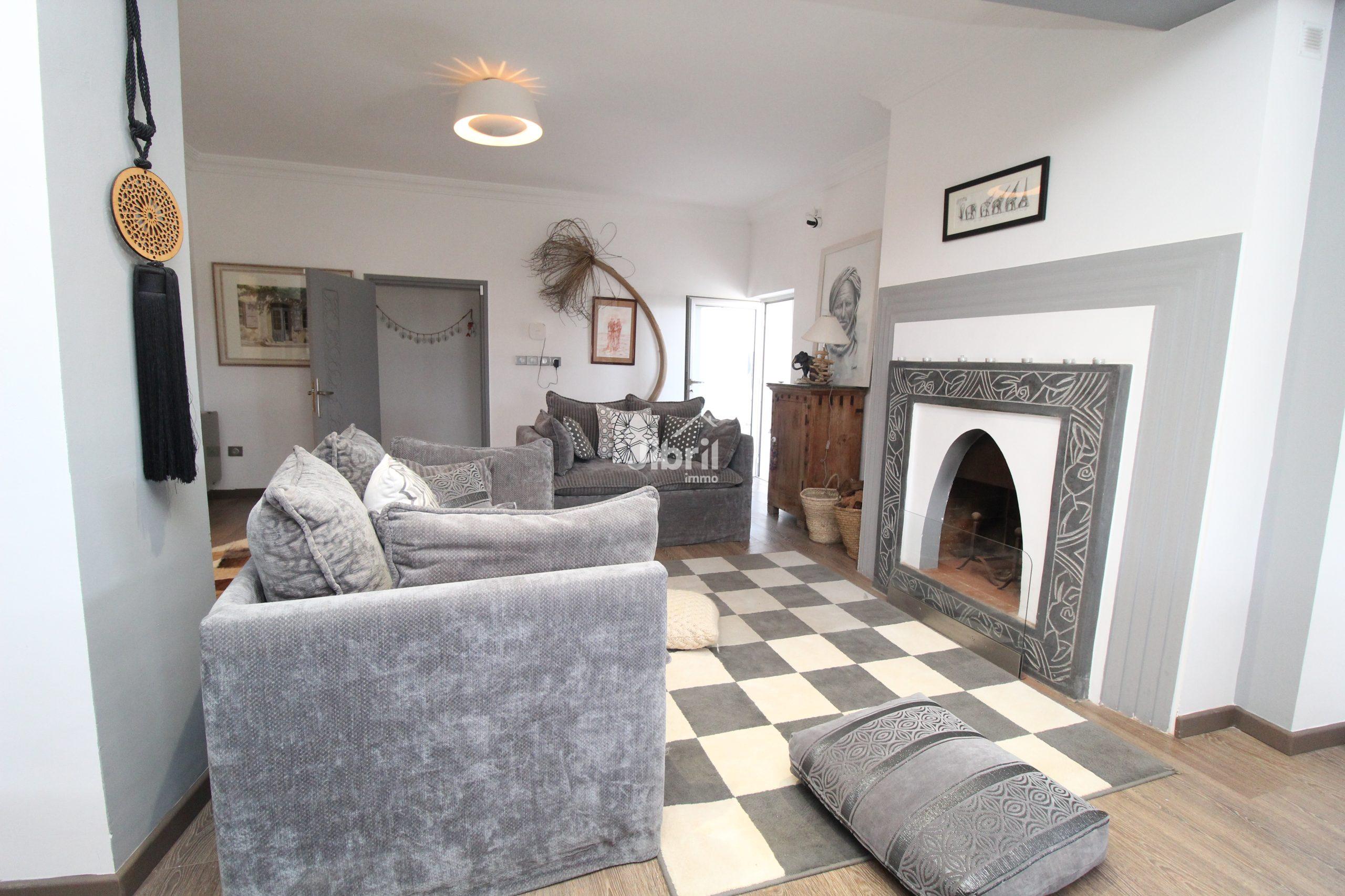 Villa de charme à Mirleft – Vue panoramique, nature, et confort absolu