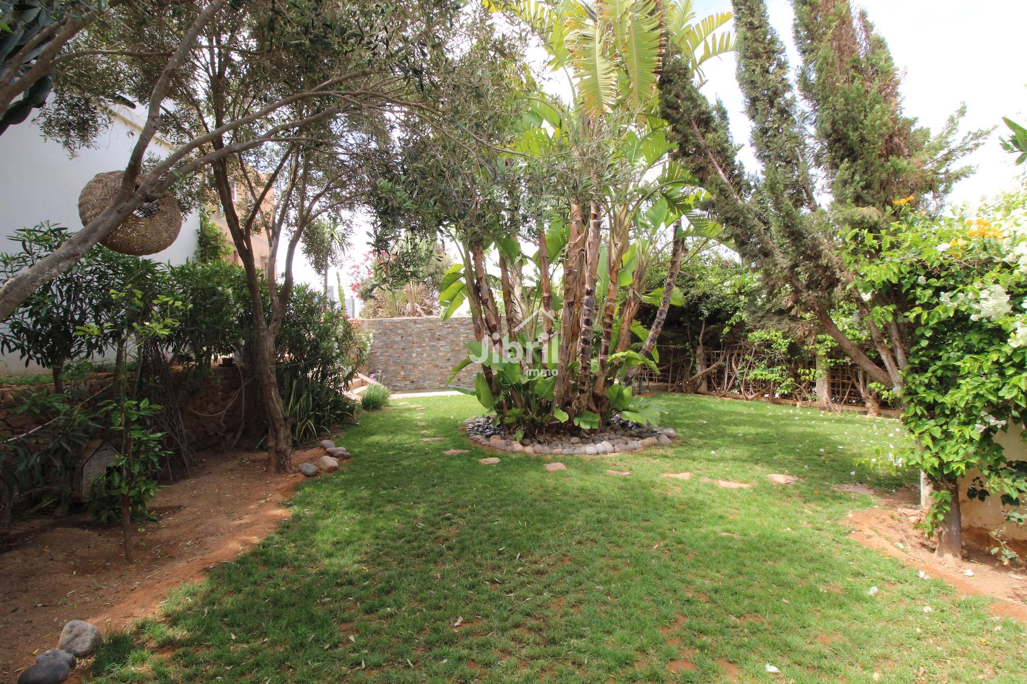 Villa de charme à Mirleft – Vue panoramique, nature, et confort absolu