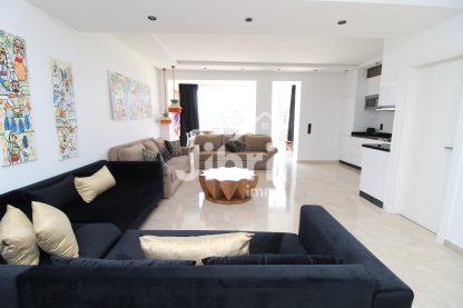 Appartement avec grande terrasse en plein centre d’Agadir