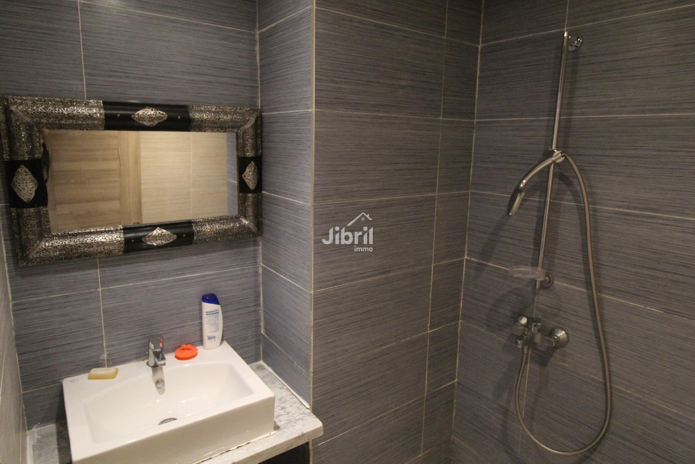 Appartement cosy avec vue piscine Hay Mohamadi