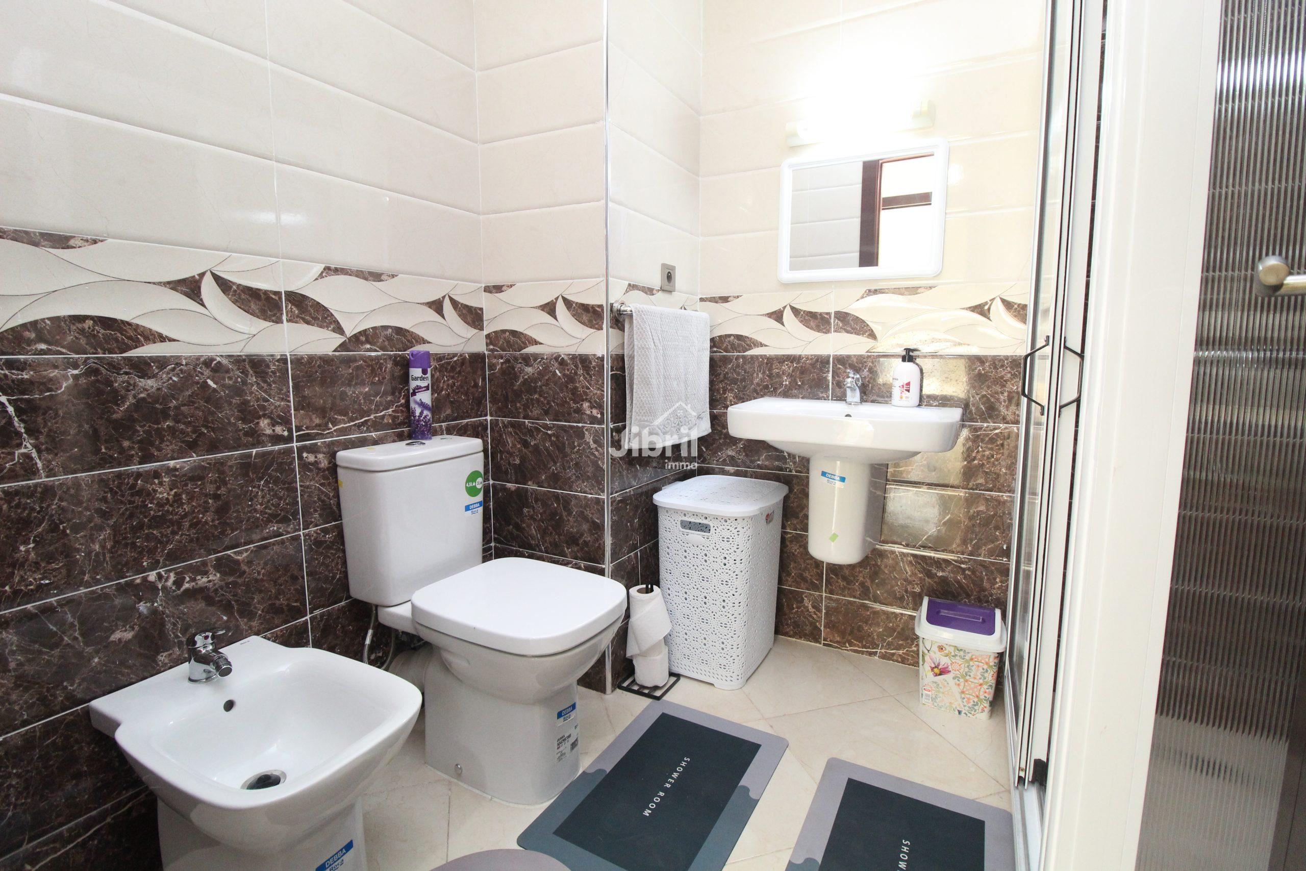 Appartement meublé 2 chambres à Dcheira