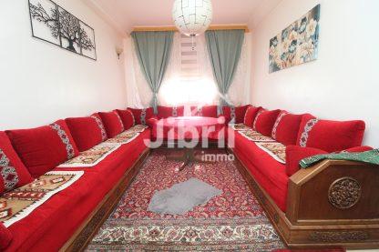 Appartement lumineux au dernier étage à Hay Mohammadi, Agadir