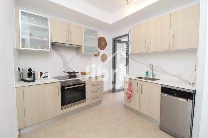 Appartement à vendre à Agadir – Rez-de-chaussée avec jardin et piscine – Proximité plage