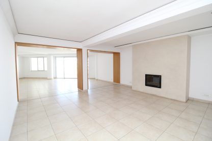 Perle rare! Appartement à vendre à Agadir – Proche plage, terrasse et piscine