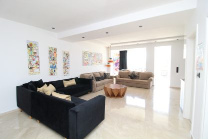 Appartement spacieux avec terrasse privée au cœur d’Agadir