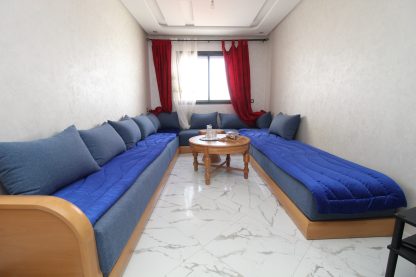 Bel appartement avec finitions soignées à Hay Mohammadi, Agadir