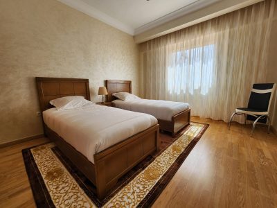 Bel appartement idéalement situé sur l&rsquo;Avenue Moukawama, Agadir   Emplacement idéal proche souk et plage !