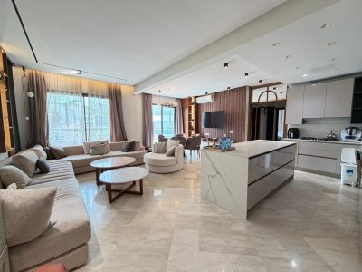 Appartement lumineux à Founty, Agadir   Terrasse aménagée et piscine