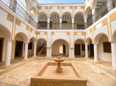 Vente Riad de prestige à rénover/exploiter   660 m2 couverts sur 2 hectares entre Agadir et Taroudant