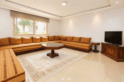 Spacieux appartement meublé à Hay Mohammadi, Agadir   Terrasse et parking en sous-sol !